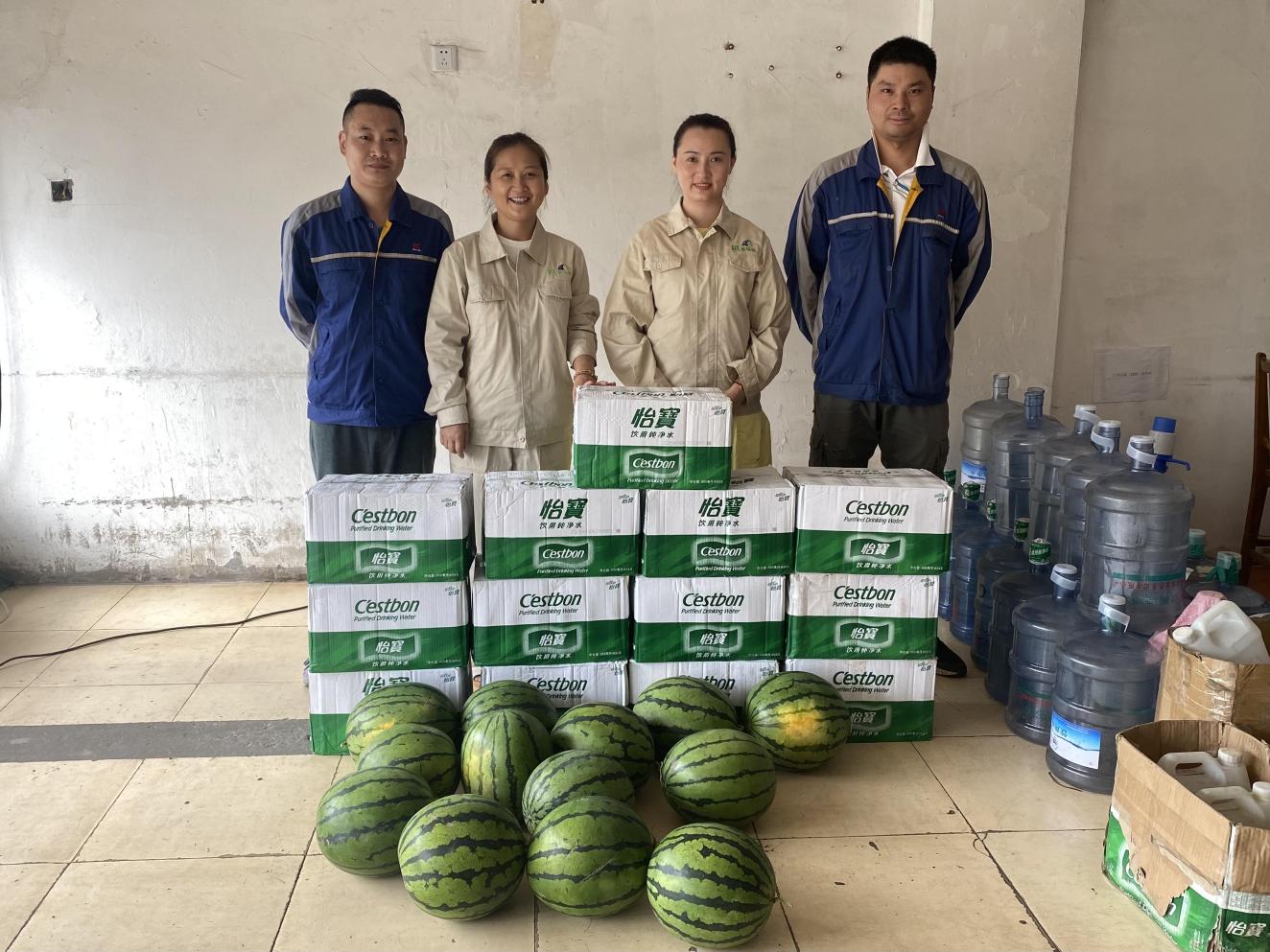 清凉一“夏”，送温暖